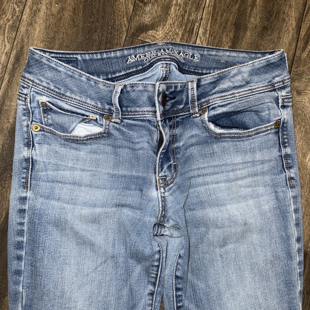 American Eagle Kick Boot Super Stretch Light Wash Denim Jeans Women's Size 8-Reg - Picture 2 of 9